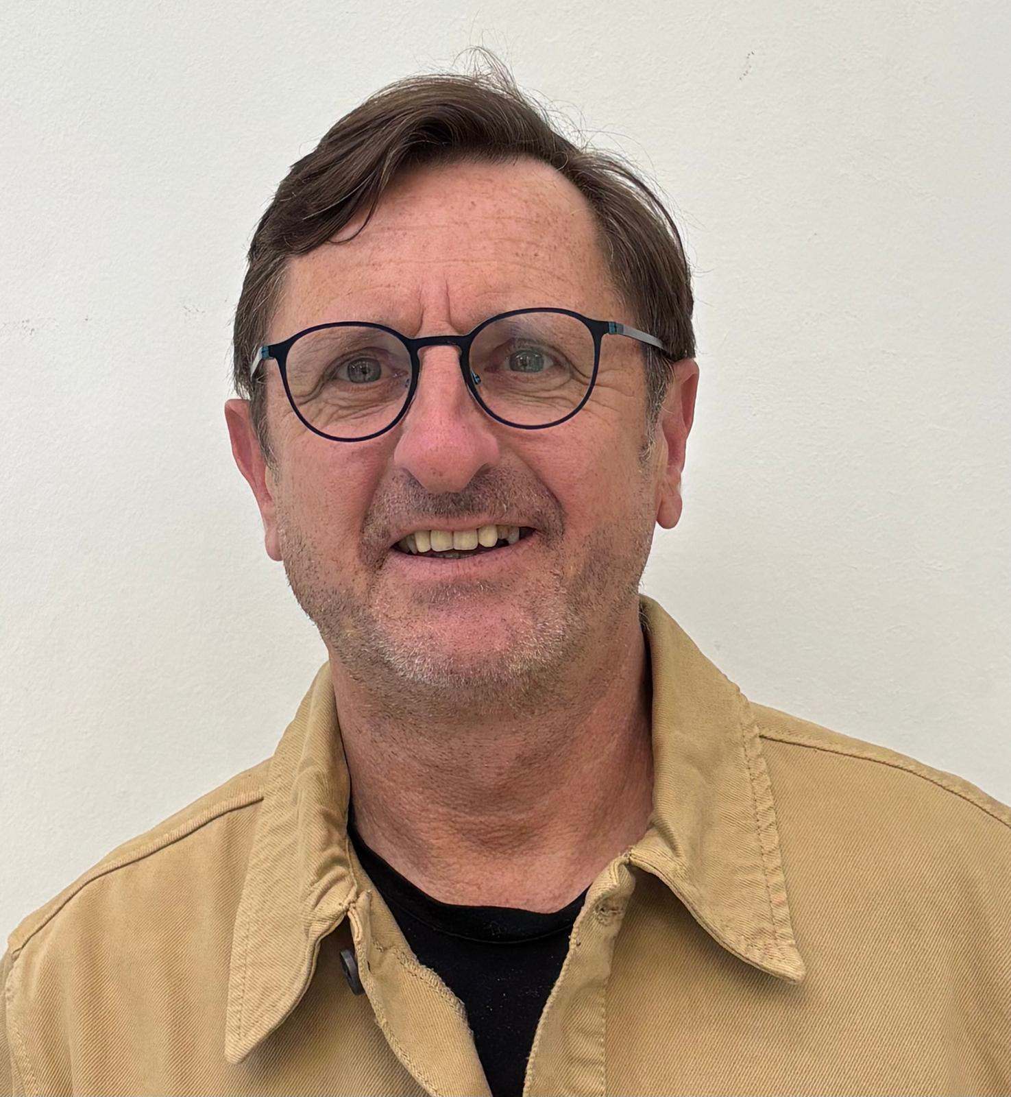 Herr Klaus Neumeier
